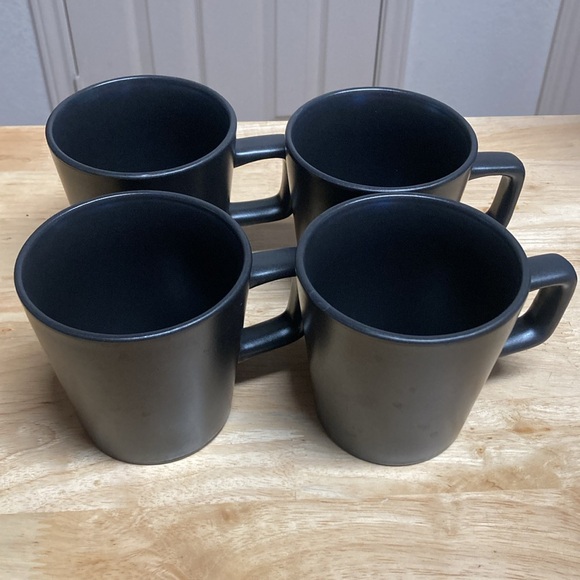 Stone and Lain Dark Gray Matte Black Ceramic Mugs Set of 4 - Picture 1 of 7
